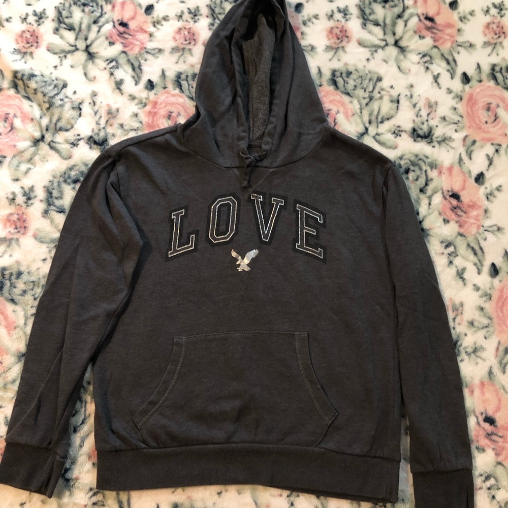 AE Hoodie Size: M